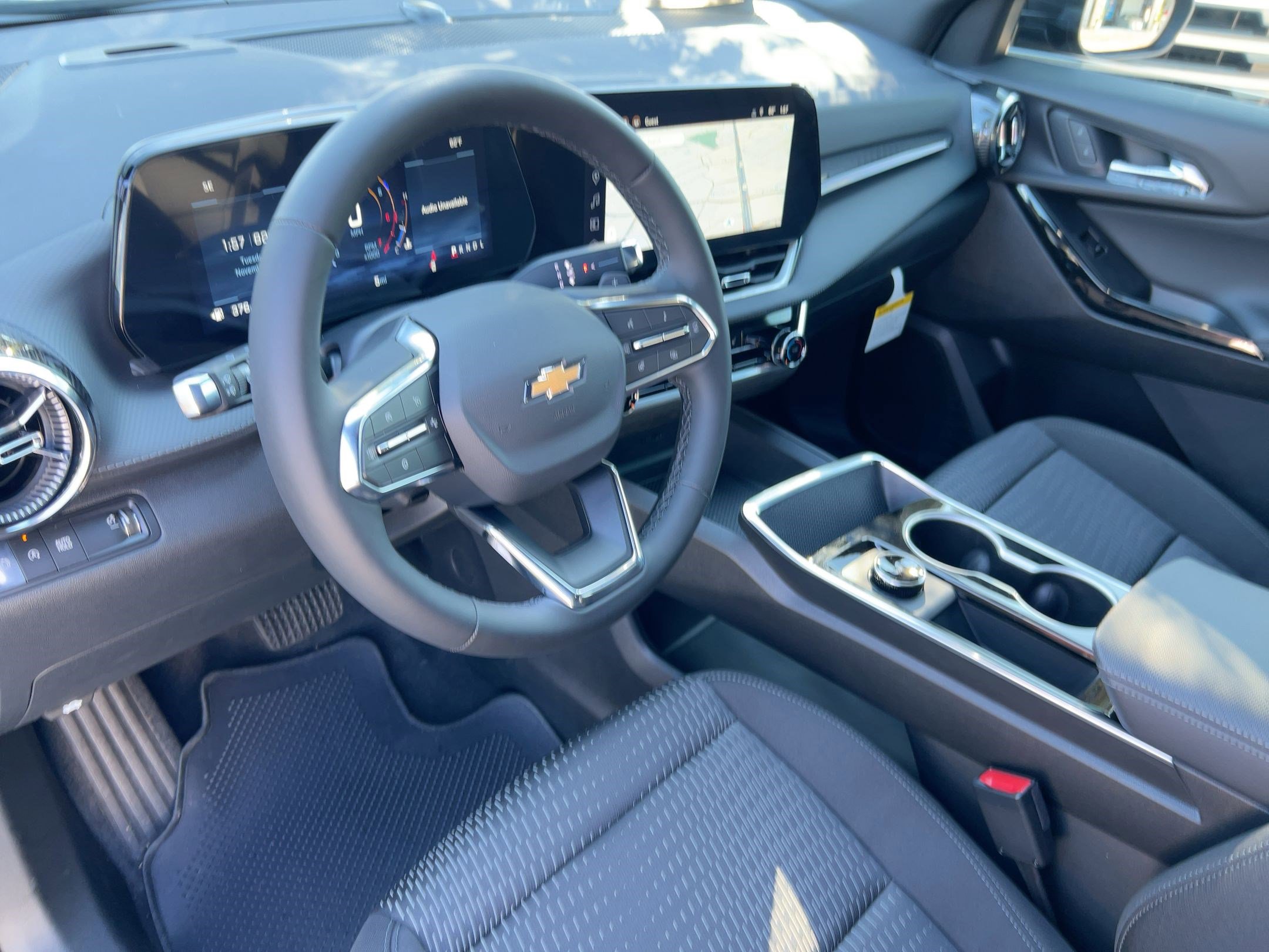 2026 Chevrolet Equinox LT photo 4