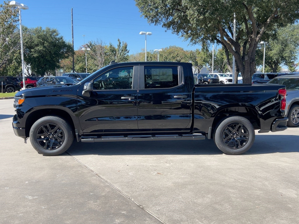 New 2026 Chevrolet Silverado 1500 Custom Truck
