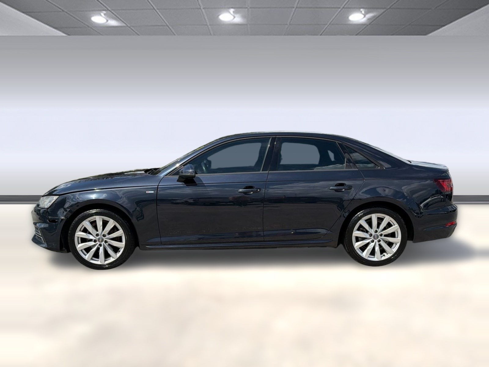 A4 2.0T Ultra Premium Sedan