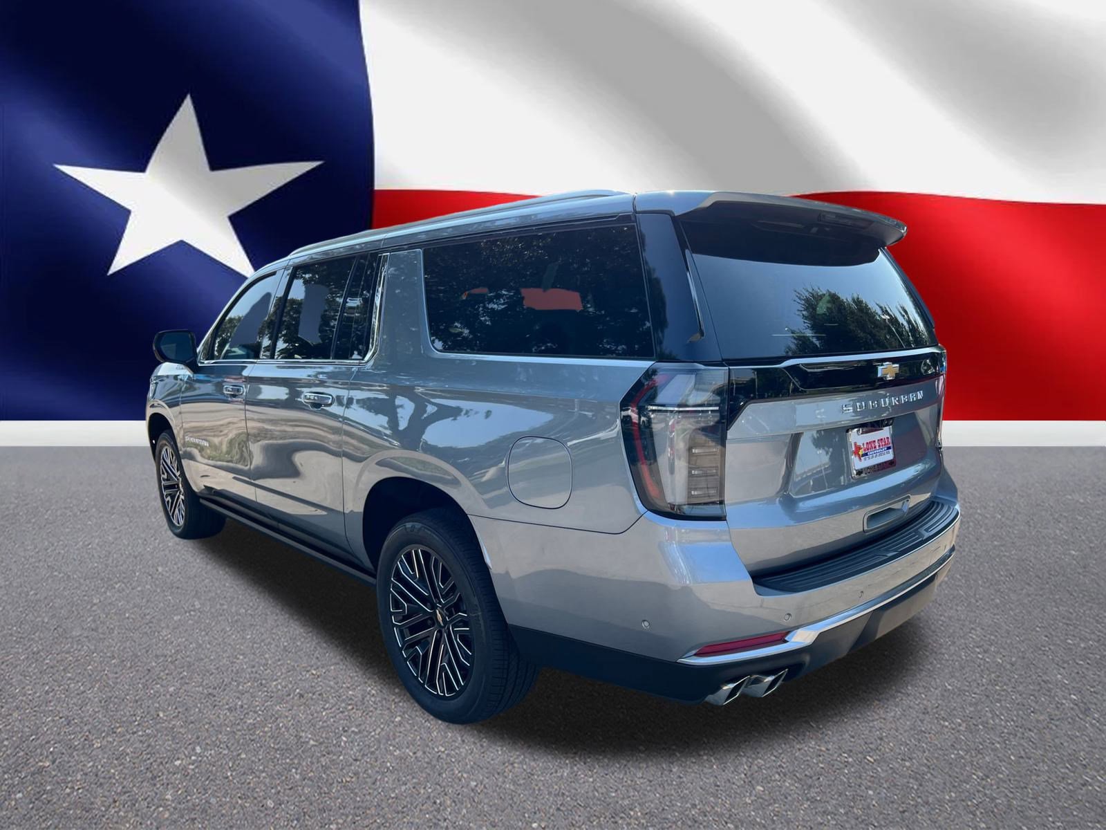 2025 Chevrolet Suburban High Country photo 2