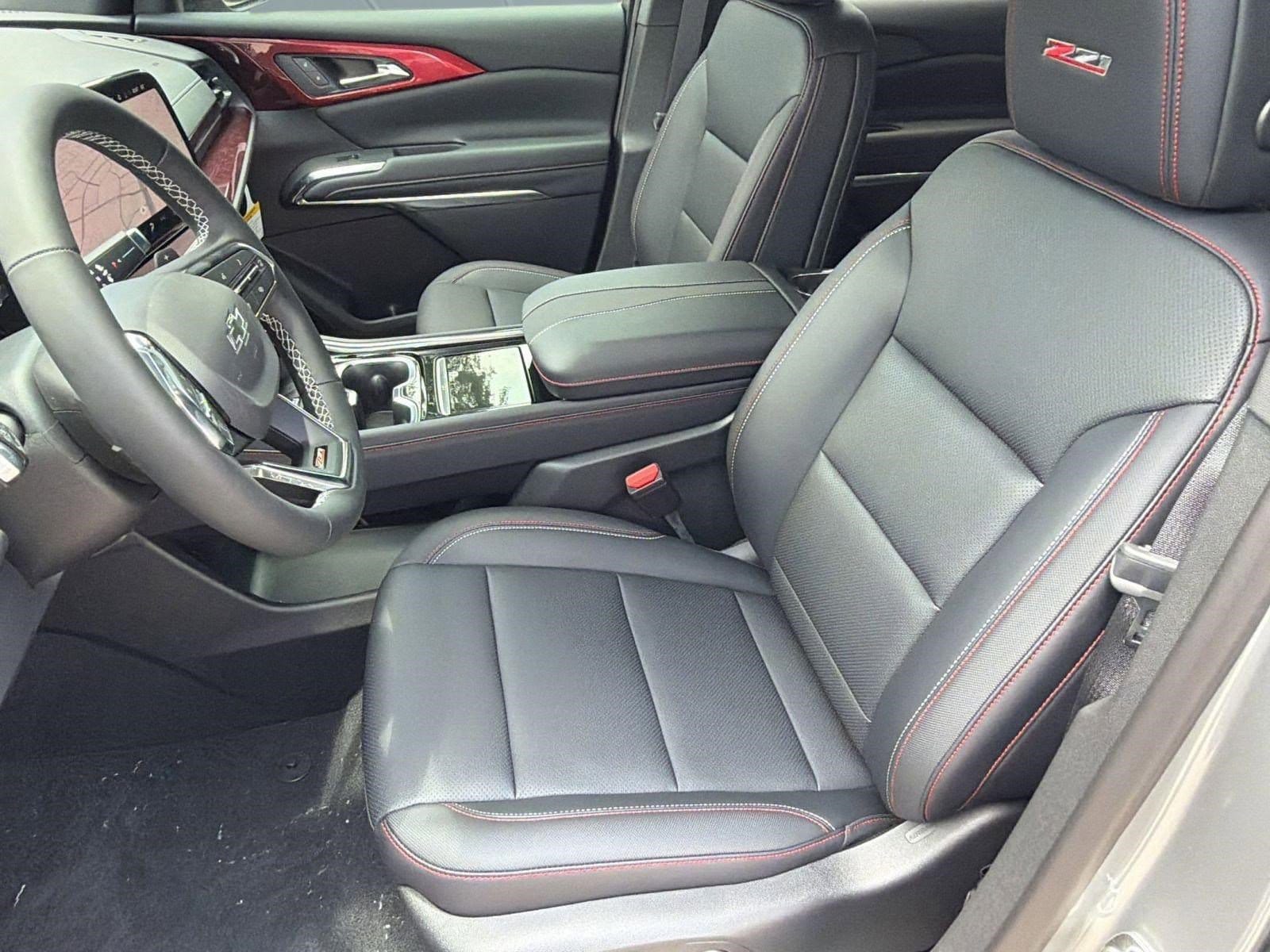 2026 Chevrolet Traverse Z71 - Photo 5