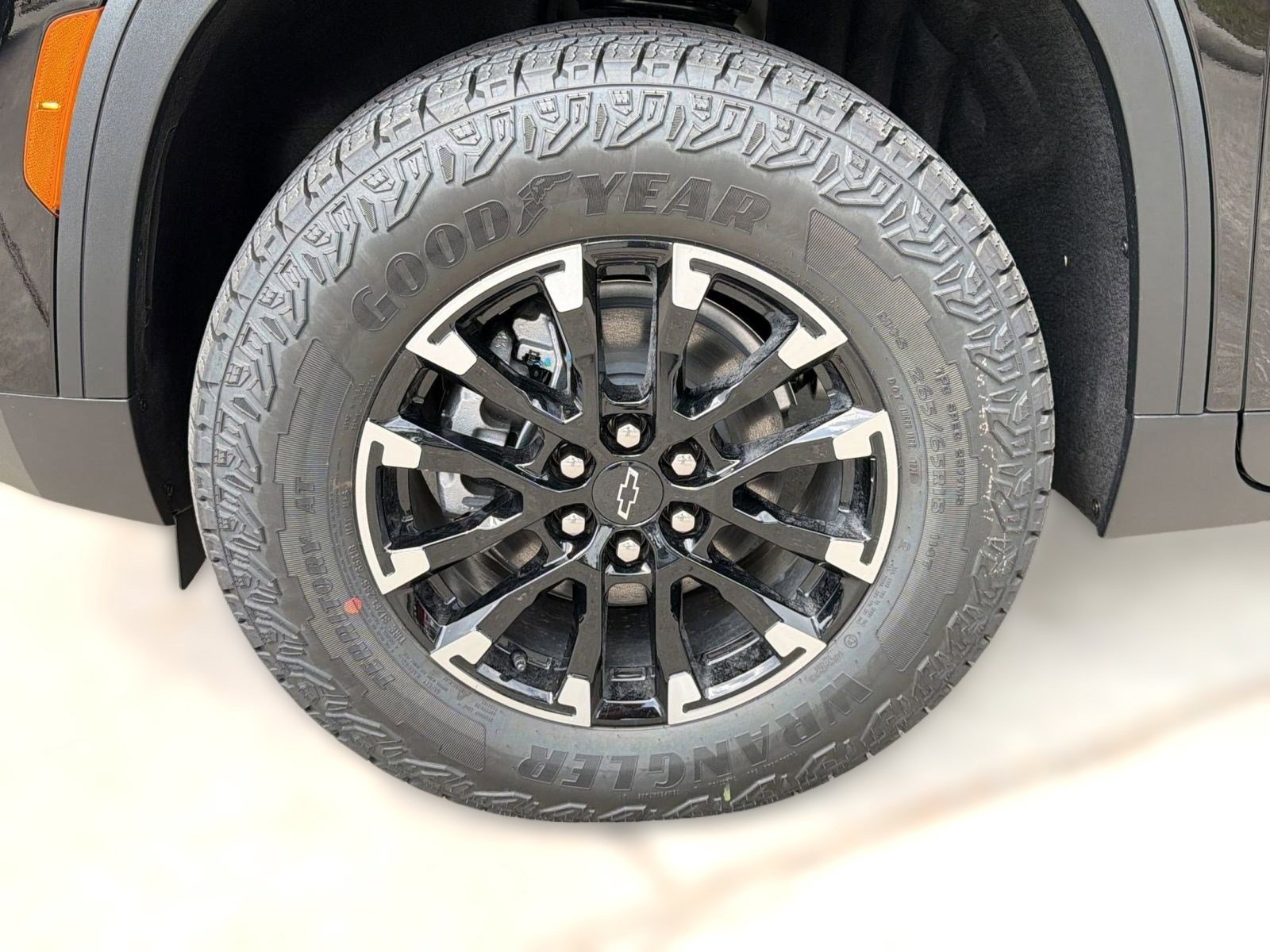 2026 Chevrolet Traverse Z71 - Photo 12