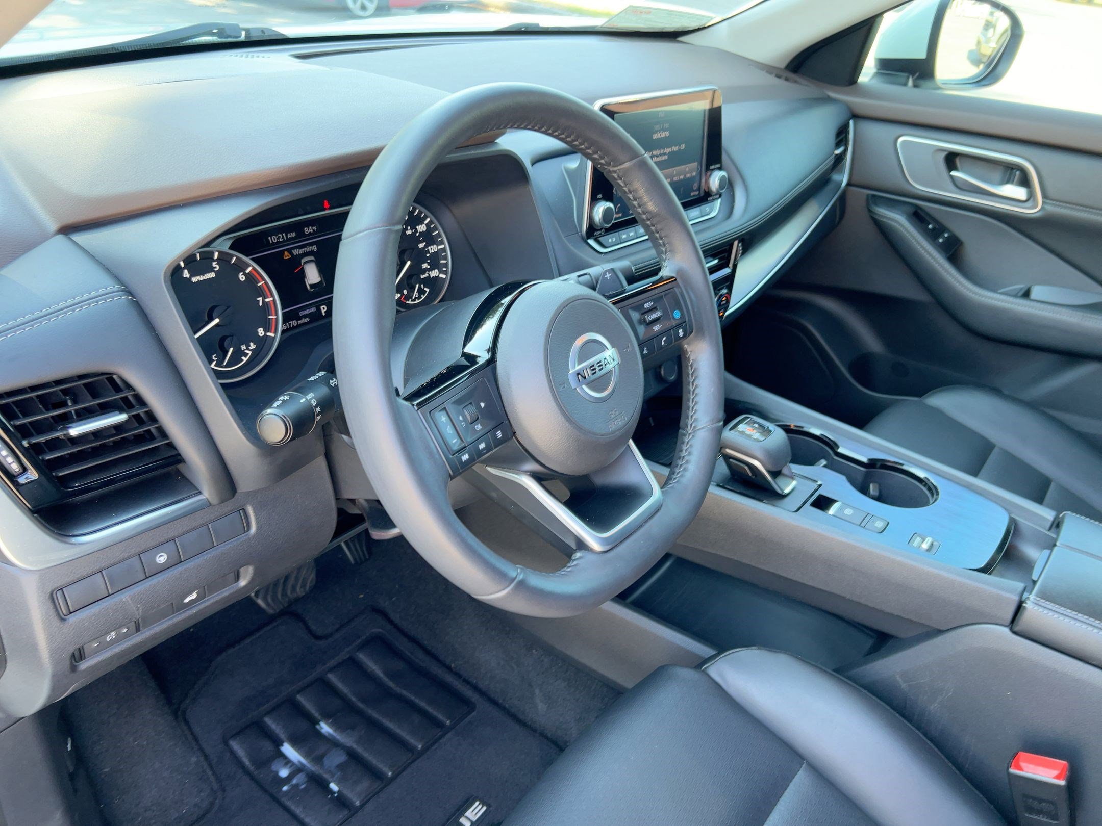 2021 Nissan Rogue SV photo 3