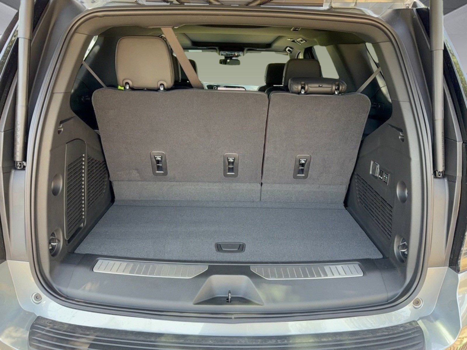 2026 Chevrolet Tahoe Z71 - Photo 27