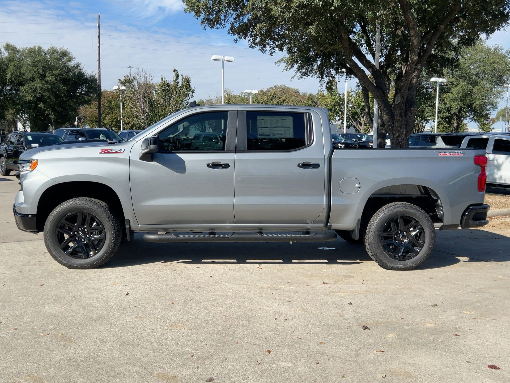 2026 Chevrolet Silverado 1500 LT Trail Boss photo 2