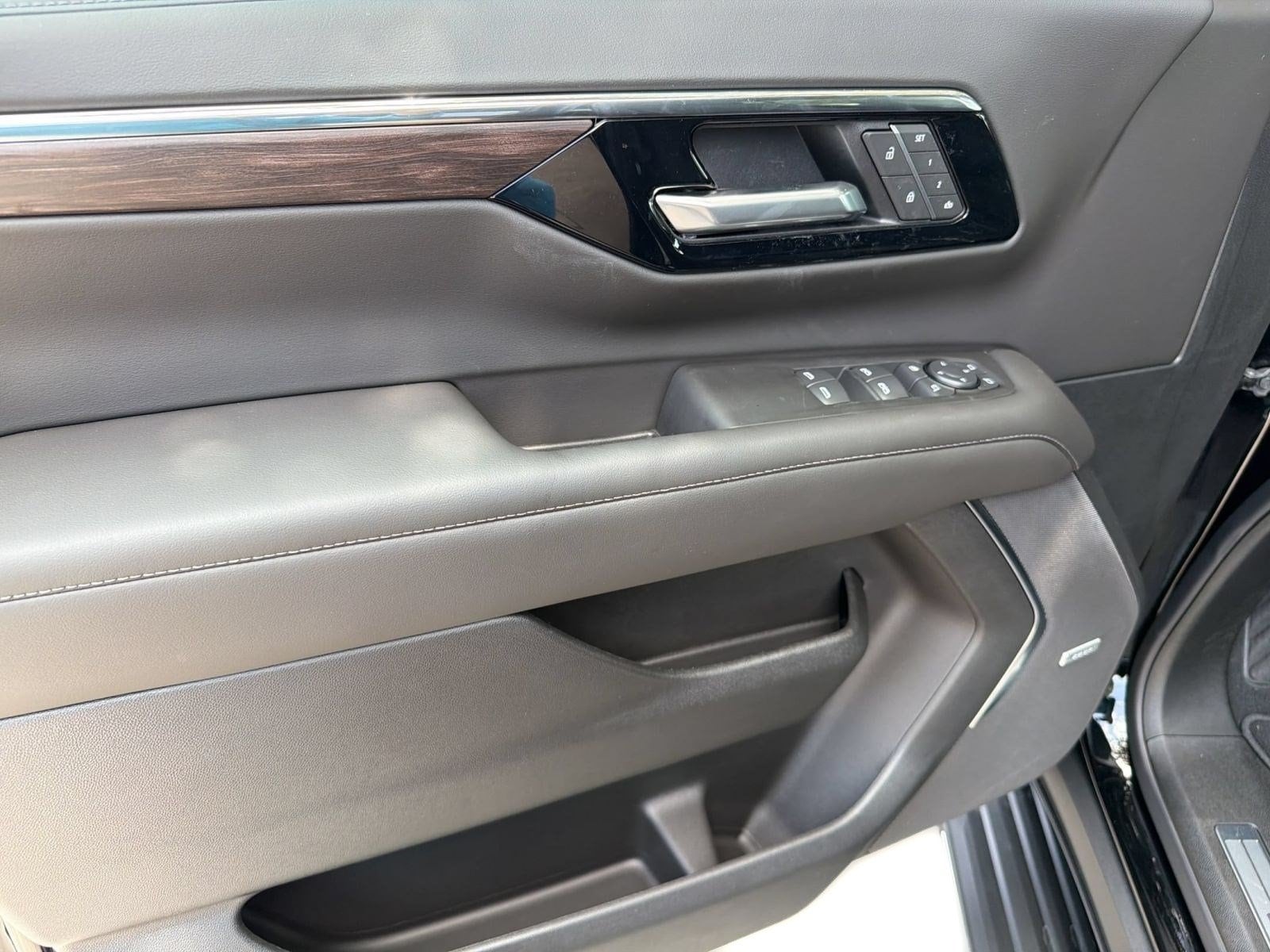 2026 Chevrolet Tahoe LT - Photo 13