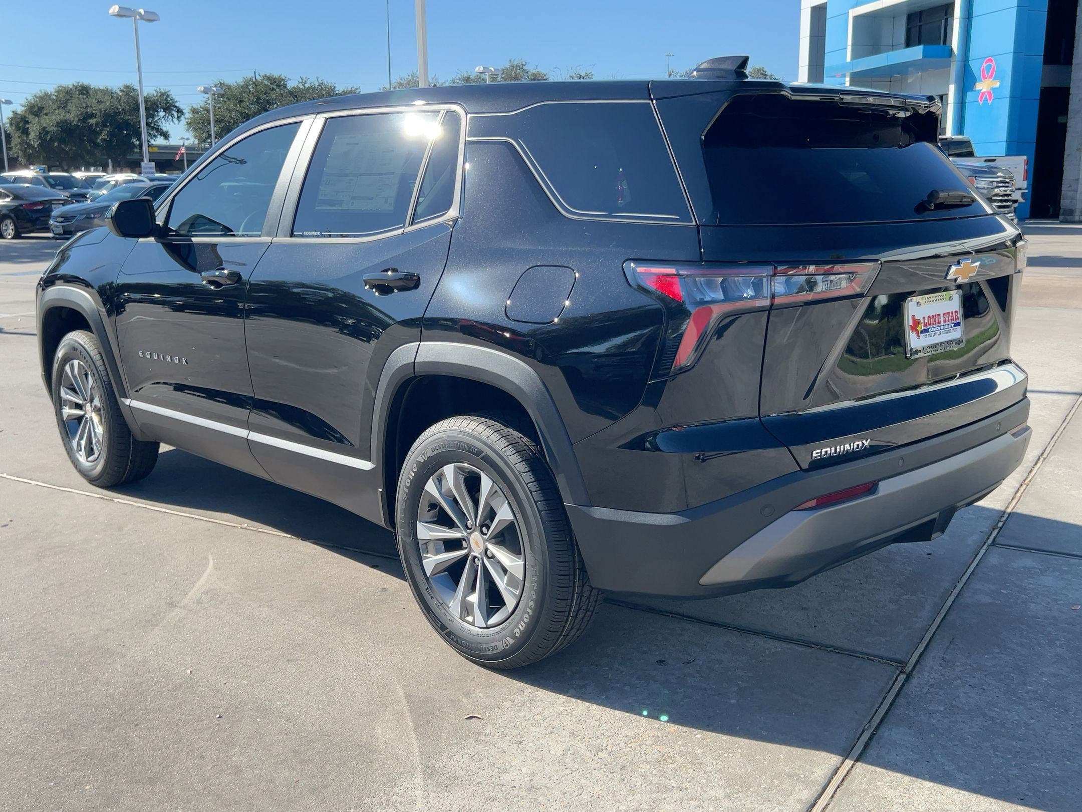 2026 Chevrolet Equinox LT photo 3