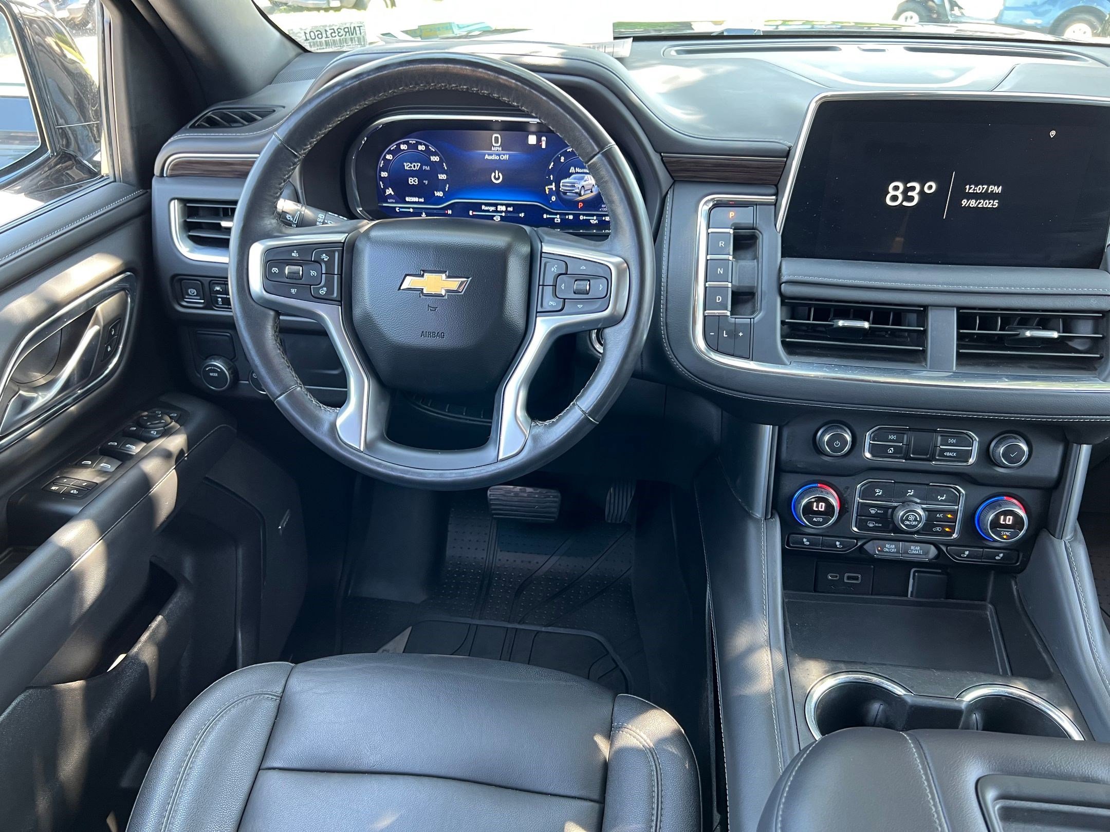2022 Chevrolet Tahoe LT photo 4