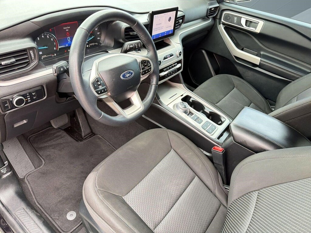 Used 2023 Ford Explorer XLT SUV