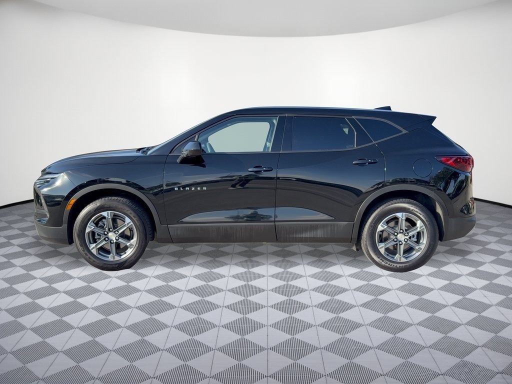 Used 2025 Chevrolet Blazer 2LT SUV