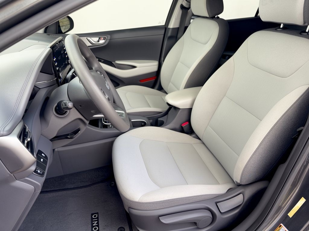 2022 Hyundai IONIQ Hybrid Blue