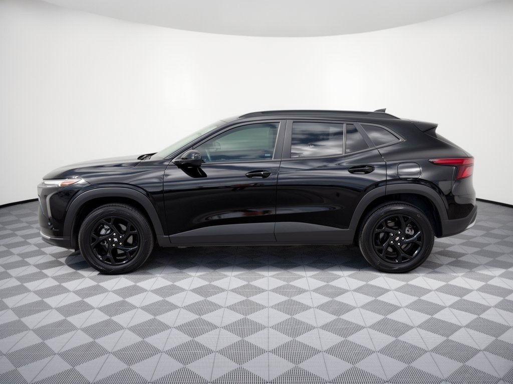 Used 2024 Chevrolet Trax LT SUV