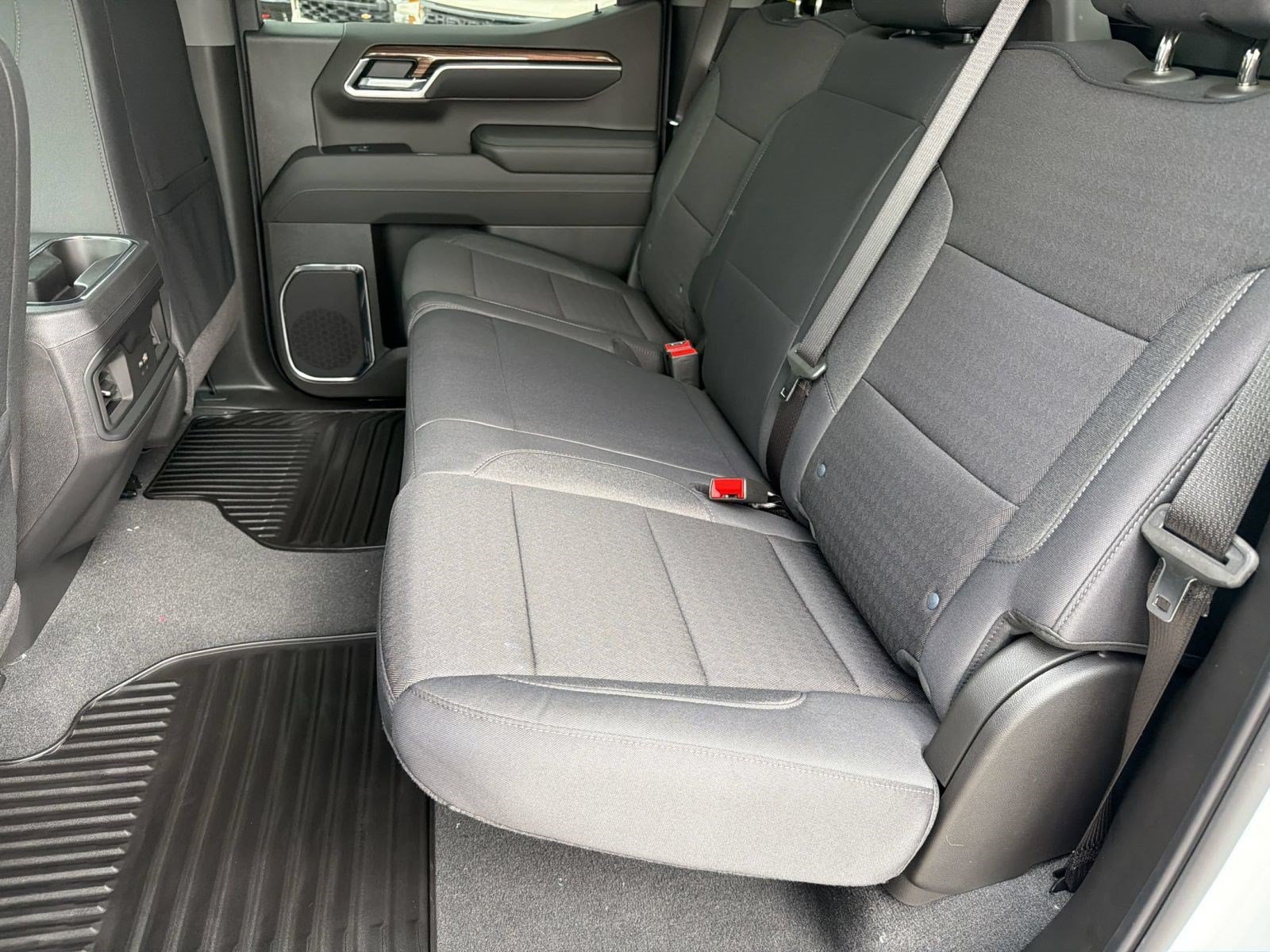 2026 Chevrolet Silverado 1500 LT - Photo 21
