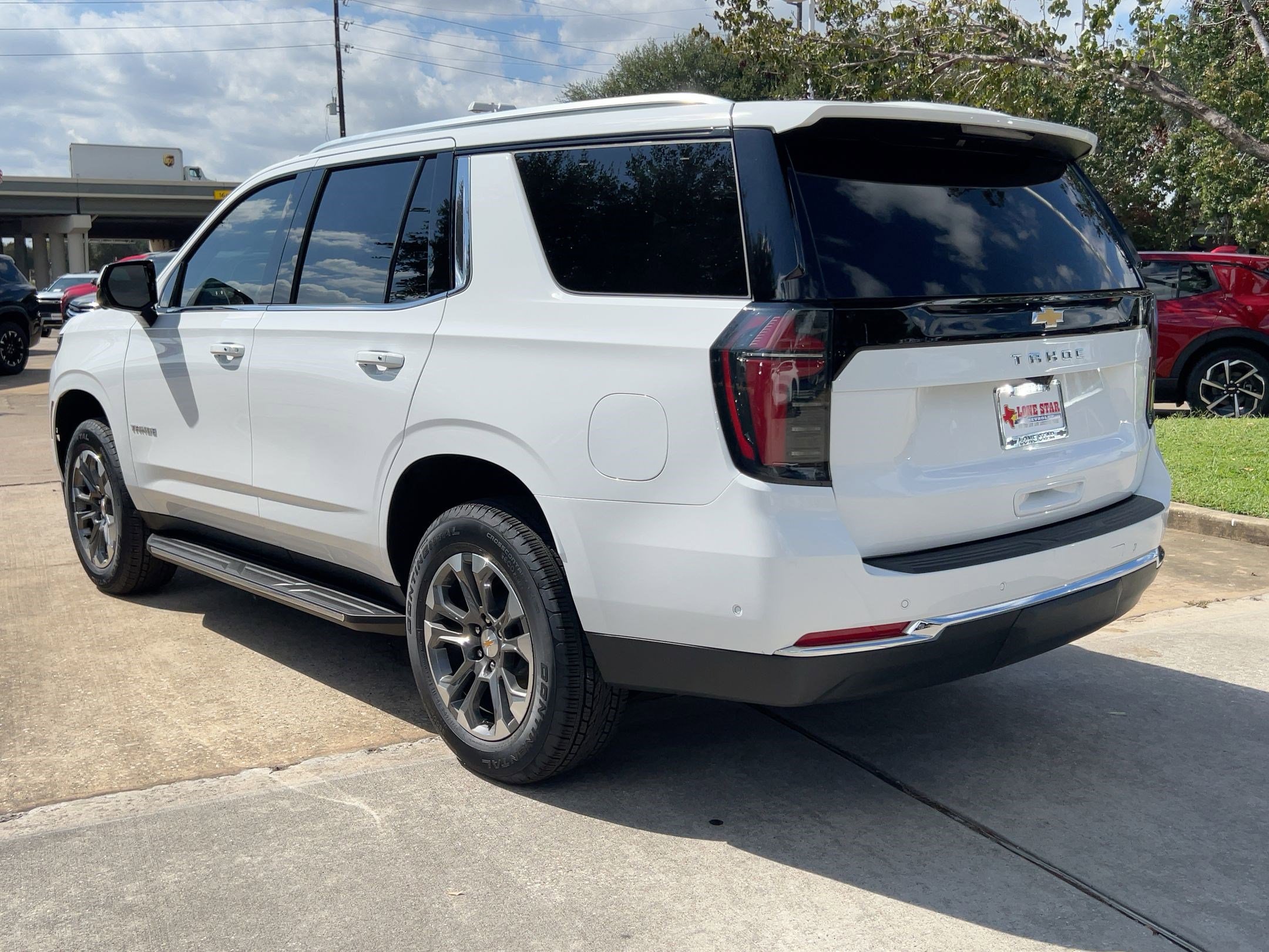 2026 Chevrolet Tahoe LS photo 3