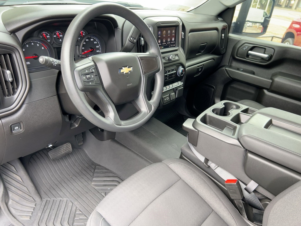 Used 2025 Chevrolet Silverado 2500 HD Custom Truck