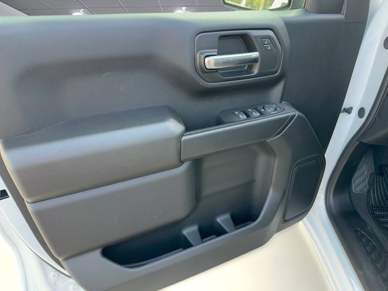 2026 Chevrolet Silverado 1500 Custom - Photo 14