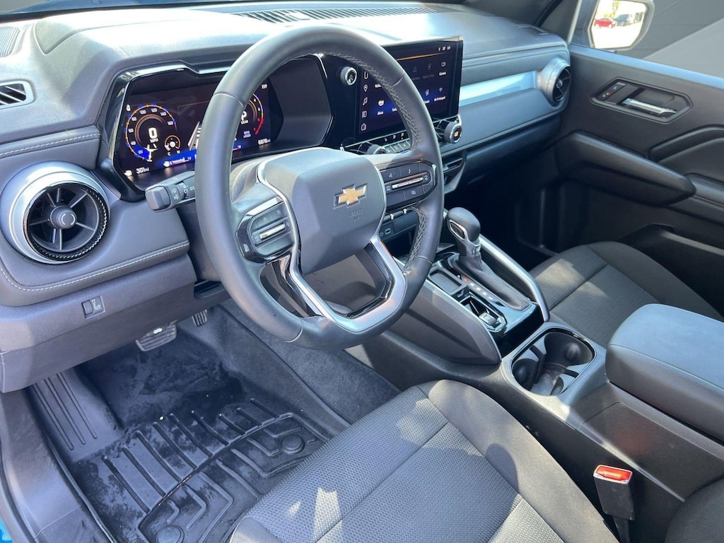 Used 2024 Chevrolet Colorado LT Truck