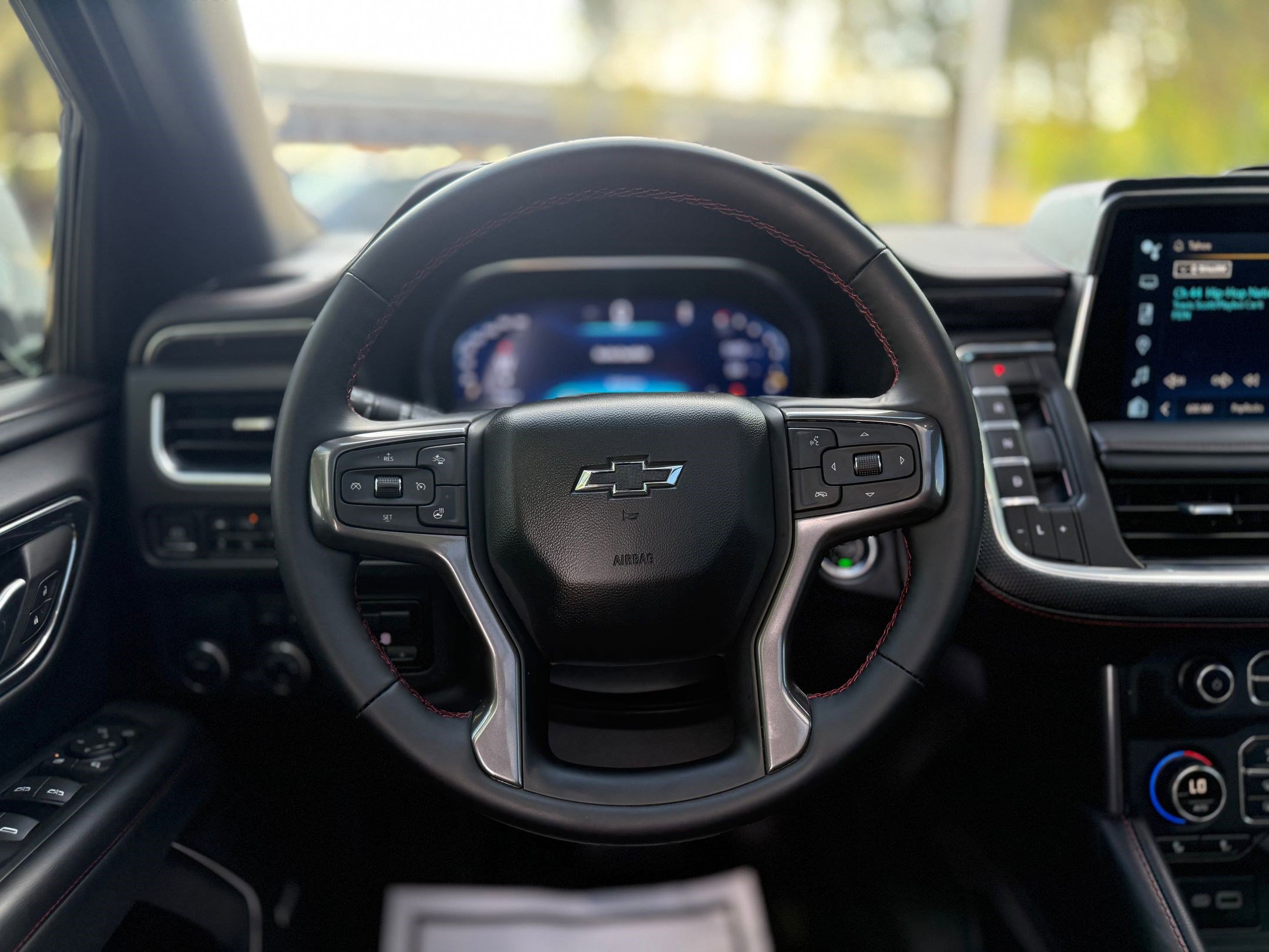 2023 Chevrolet Tahoe RST photo 4