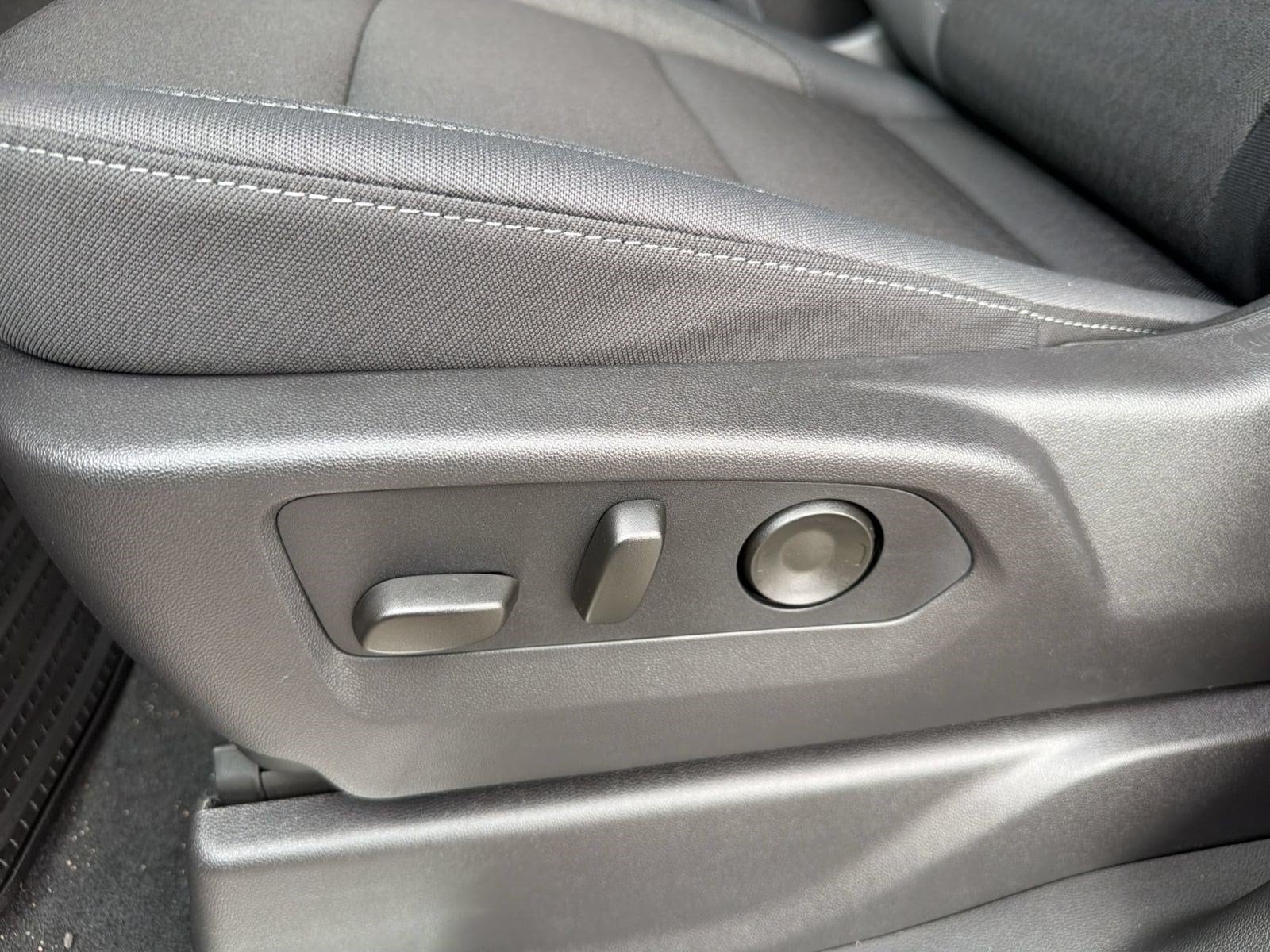 2026 Chevrolet Silverado 1500 LT - Photo 14