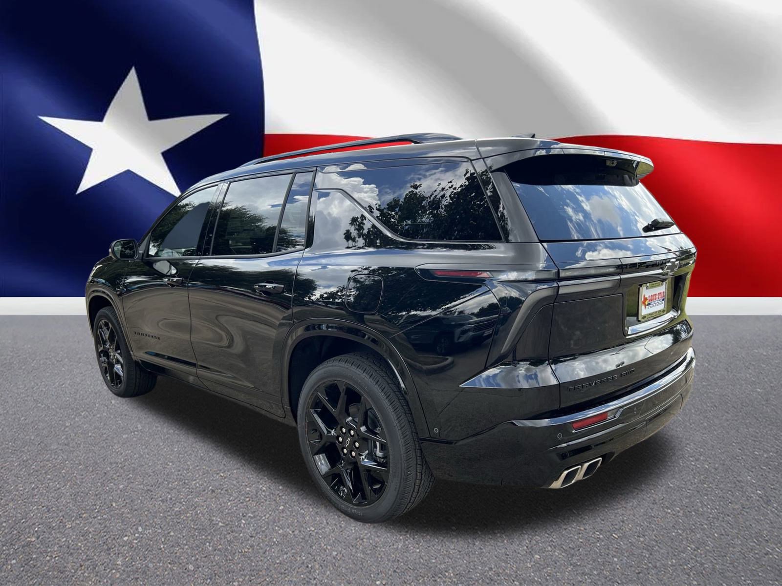 2026 Chevrolet Traverse RS photo 3