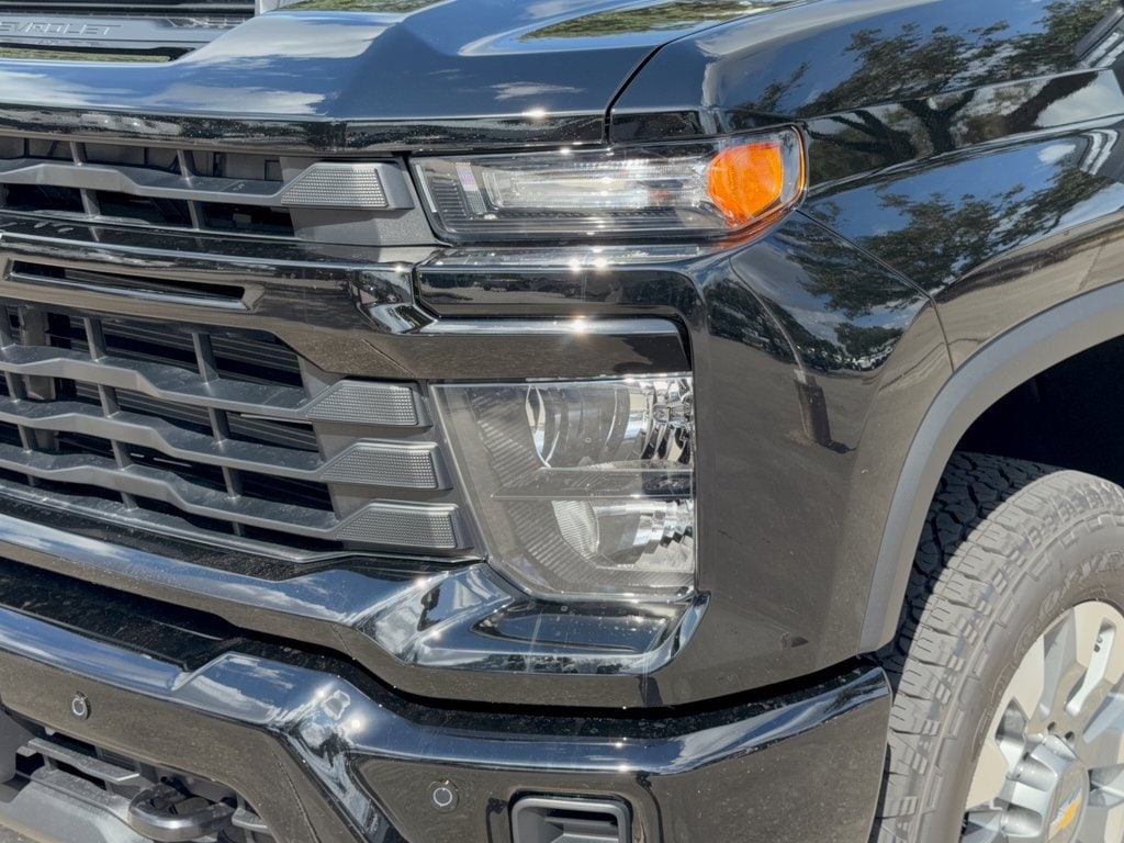 2026 Chevrolet Silverado 2500 HD Custom - Photo 12