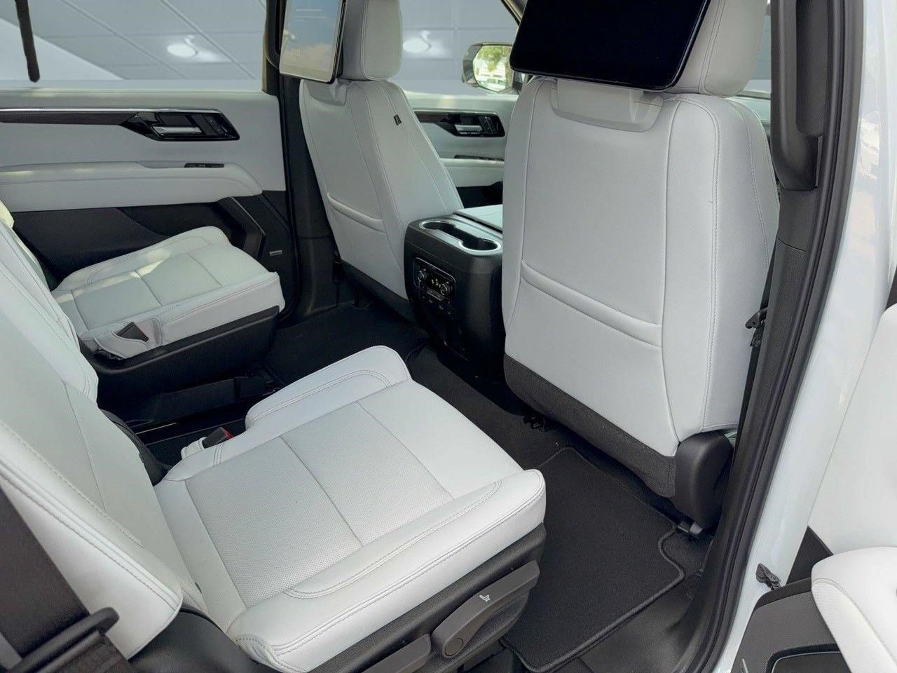 2026 Chevrolet Tahoe Premier - Photo 33