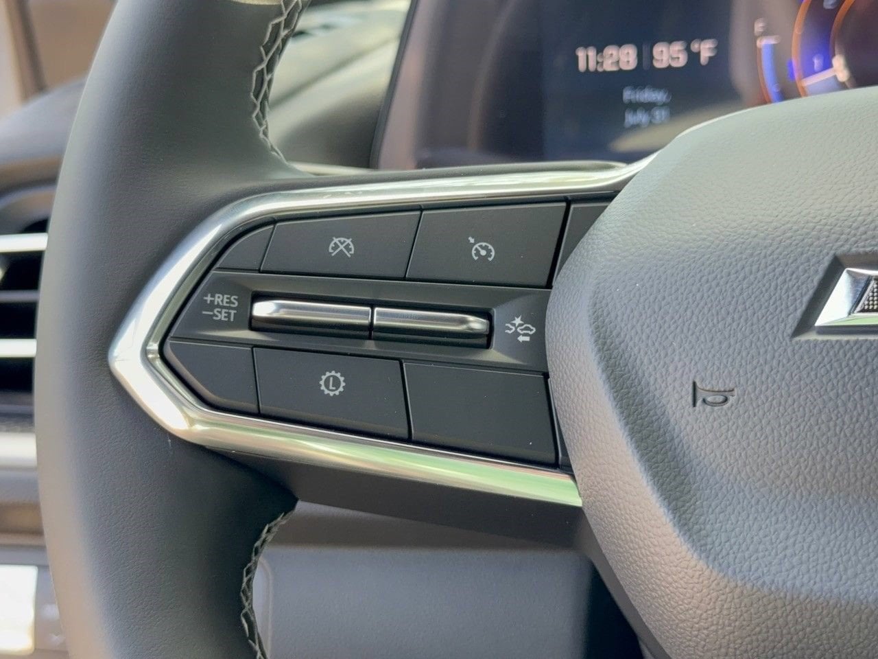 2026 Chevrolet Traverse LT - Photo 17