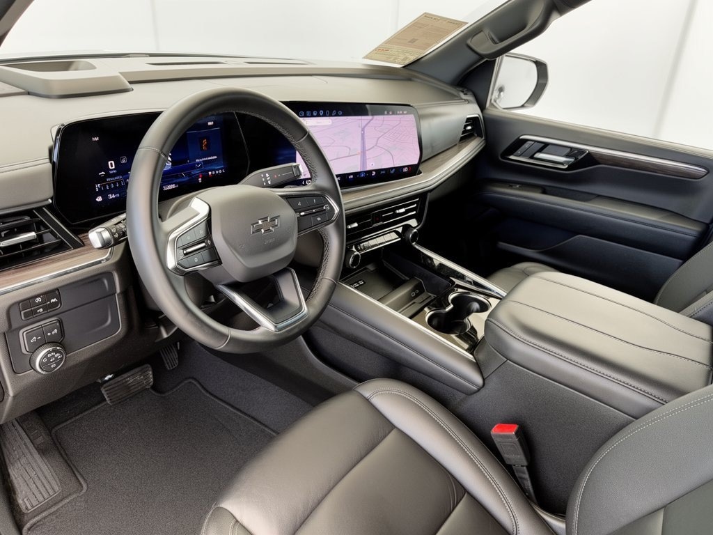 Used 2025 Chevrolet Suburban Z71 SUV