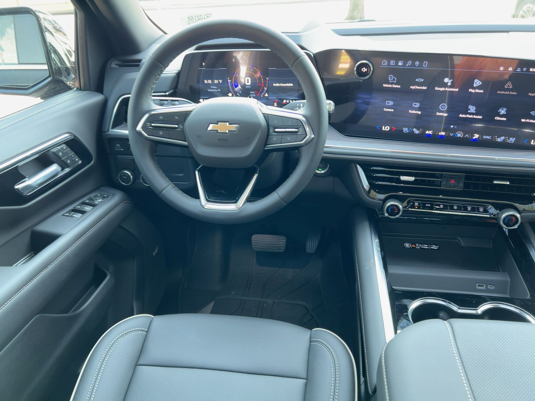 2026 Chevrolet Tahoe Premier photo 4