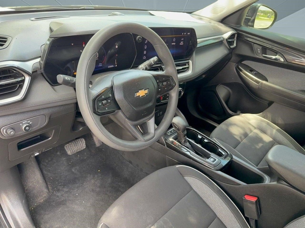 Used 2024 Chevrolet Trailblazer LT SUV