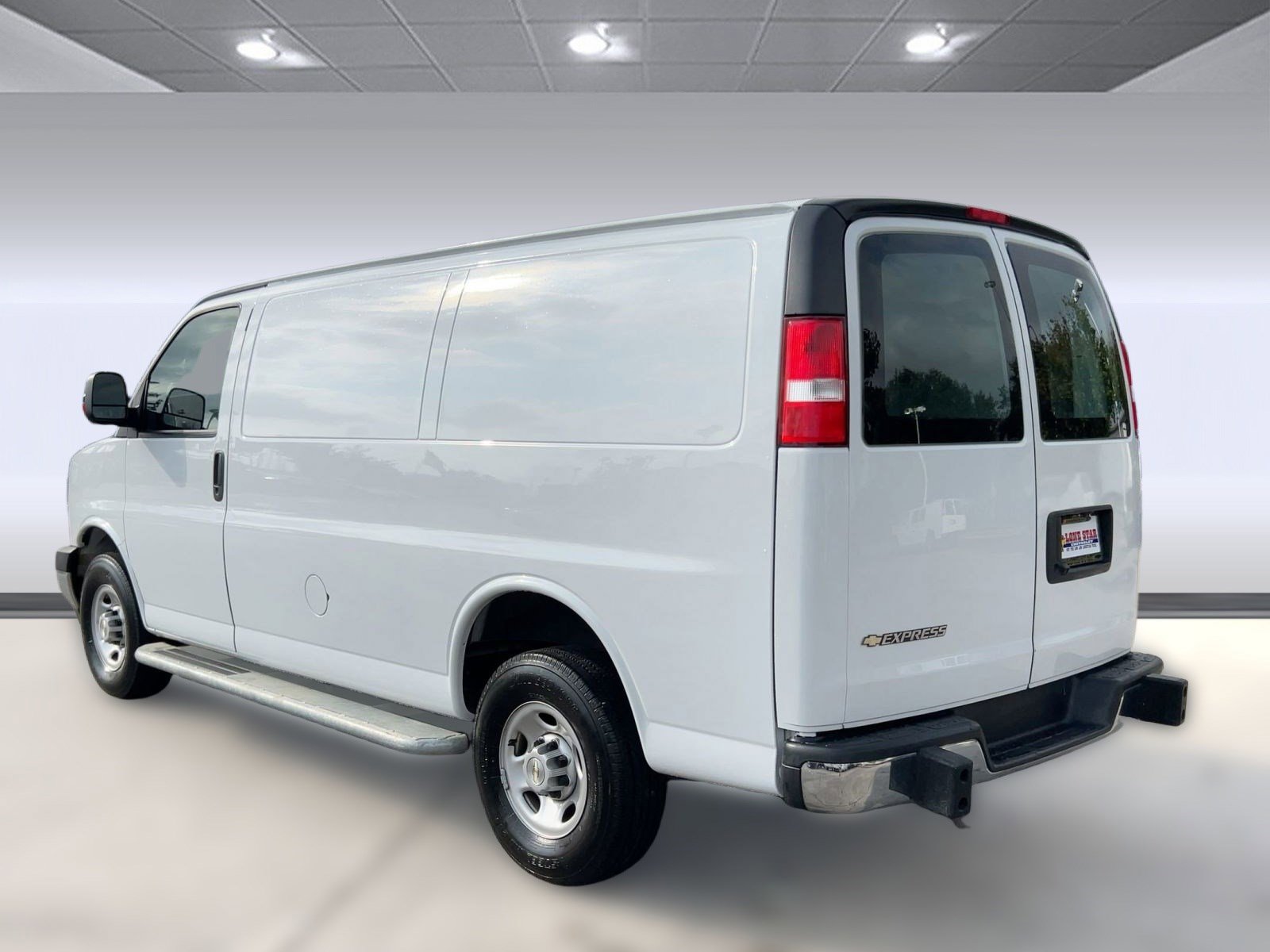 2024 Chevrolet Express Cargo 2500 Van photo 3