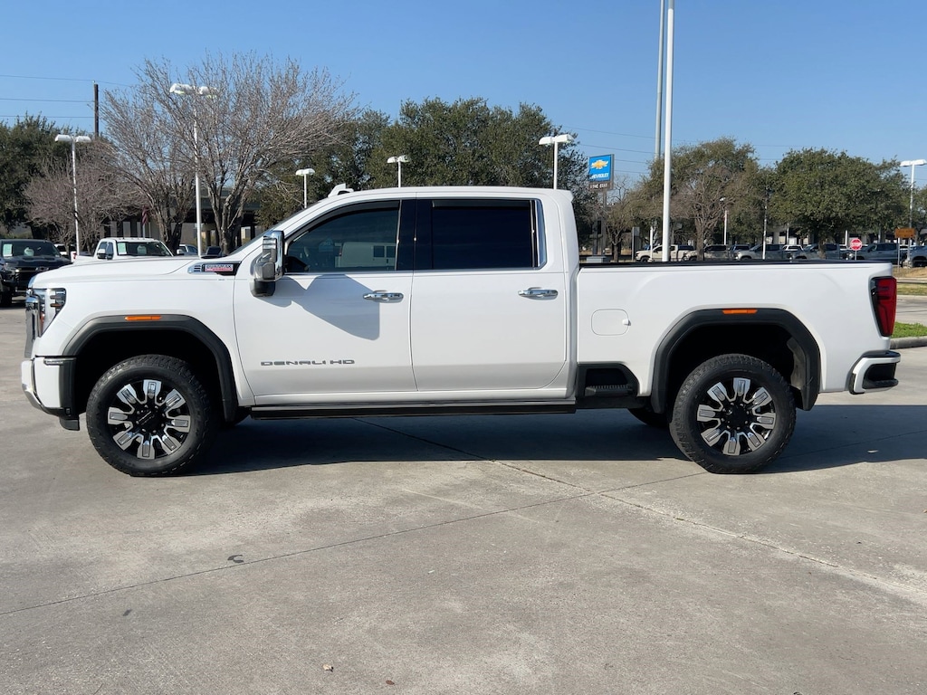 Used 2024 GMC Sierra 2500 HD Denali Truck