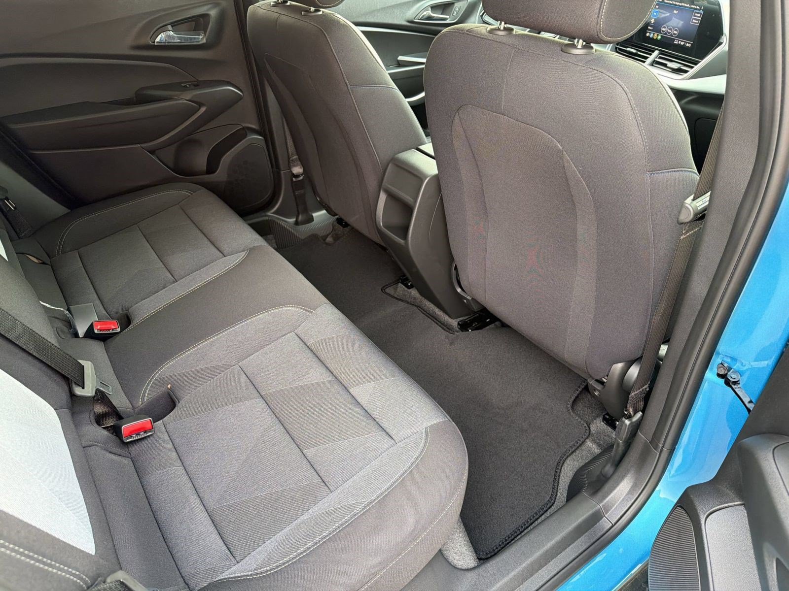 2026 Chevrolet Trax LS - Photo 31