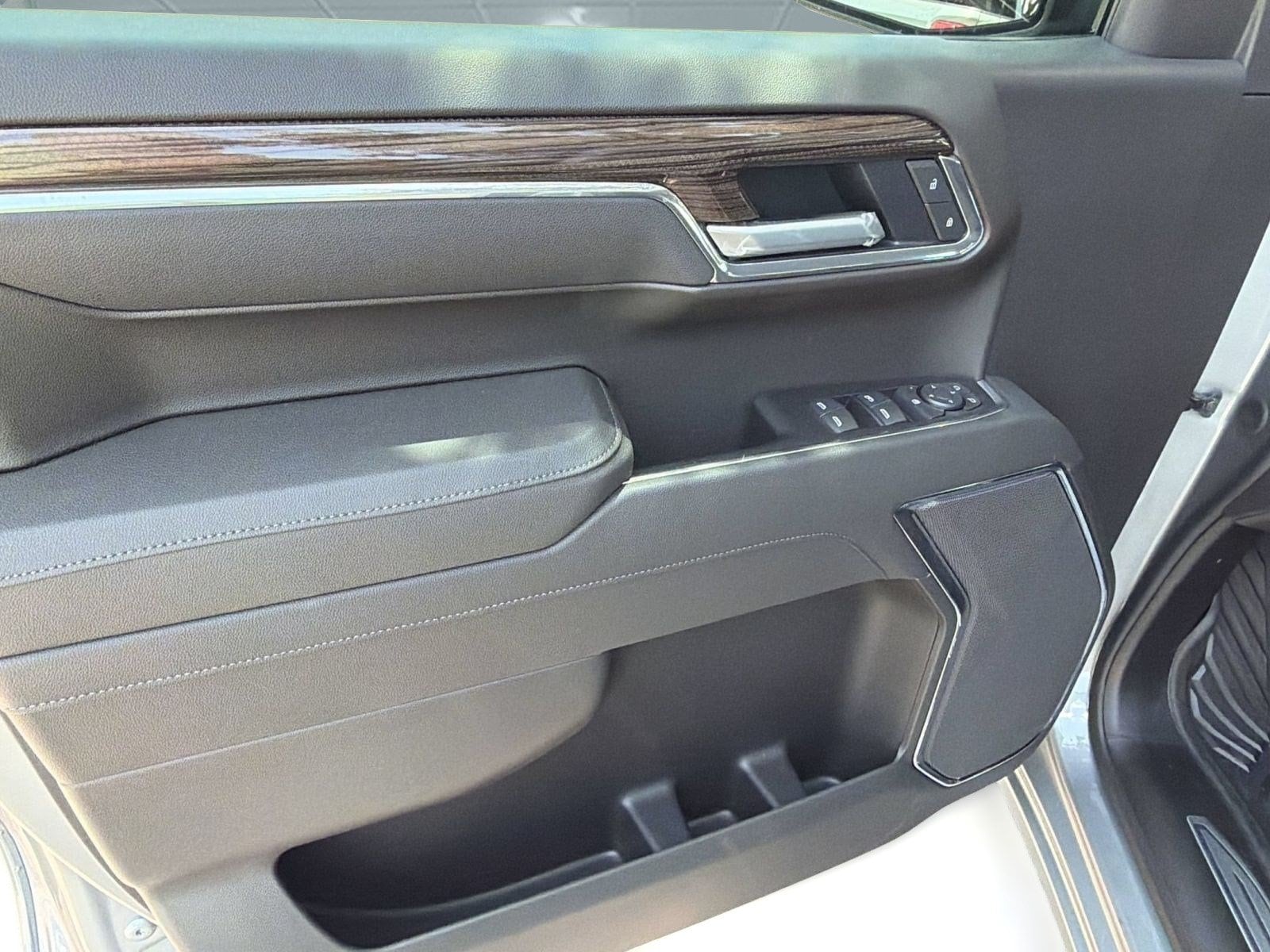 2026 Chevrolet Silverado 1500 LT - Photo 13