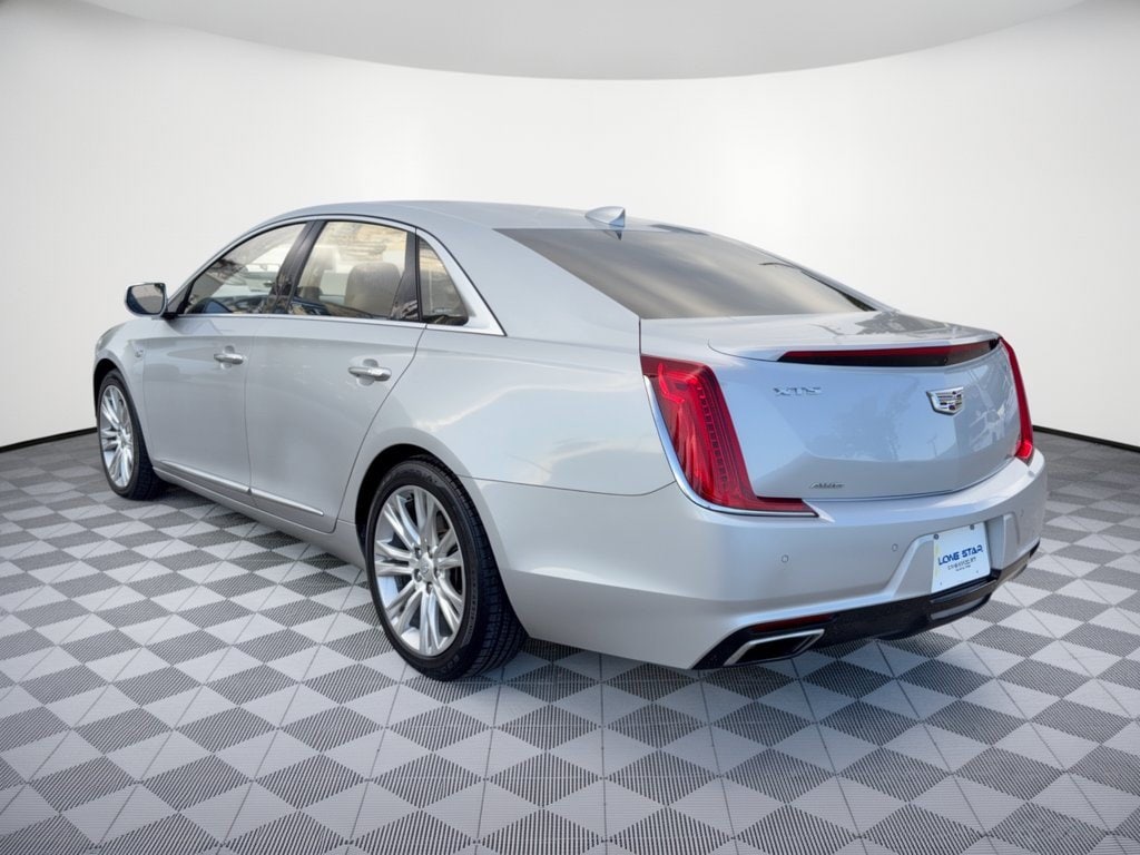 2018 CADILLAC XTS Luxury Car