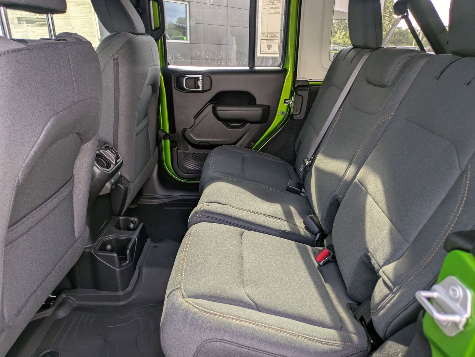 2025 Jeep Wrangler 4-Door Willys - Photo 12