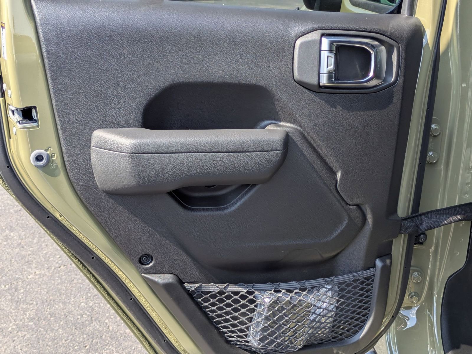 2025 Jeep Wrangler 4-Door Willys - Photo 13
