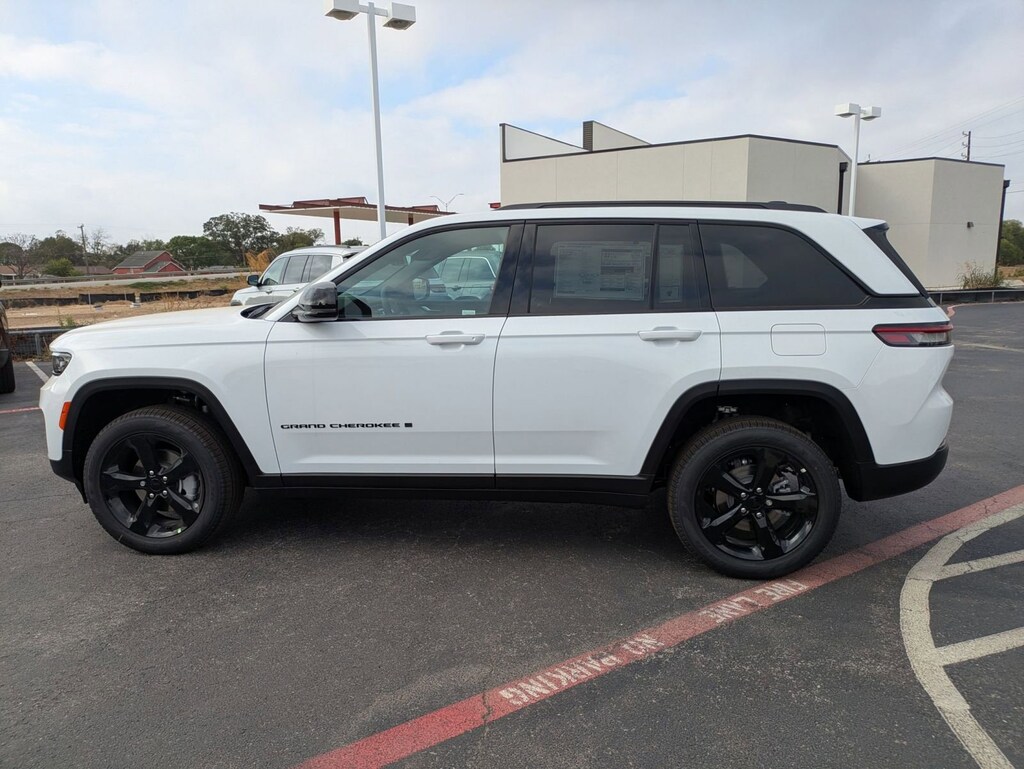 New 2025 Jeep Grand Cherokee LIMITED 4X2 Sport Utility
