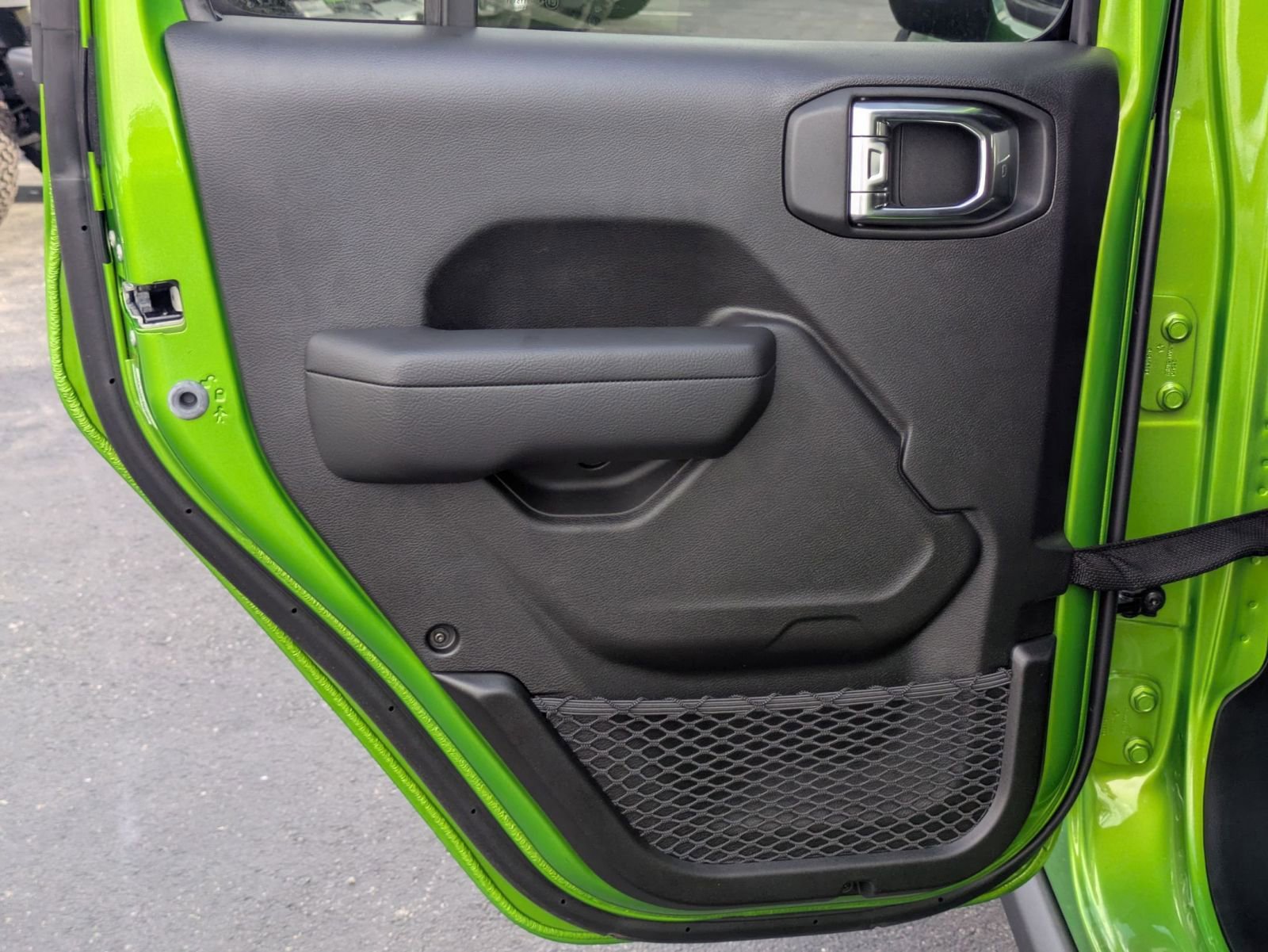 2025 Jeep Wrangler 4-Door Willys - Photo 13