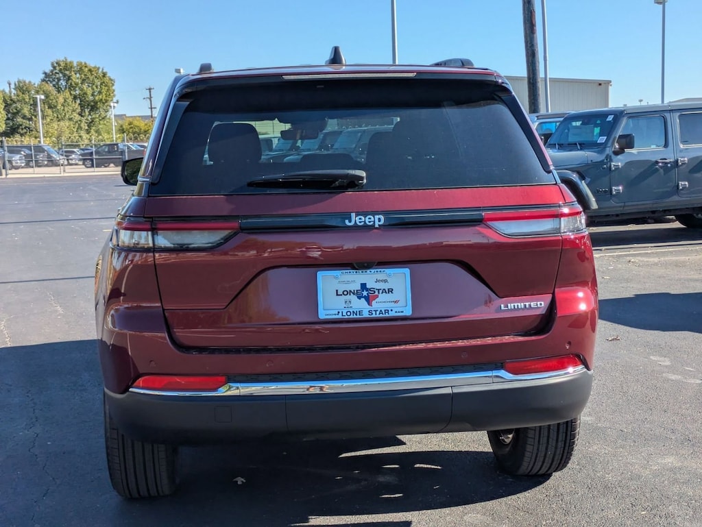 New 2025 Jeep Grand Cherokee LIMITED 4X2 Sport Utility
