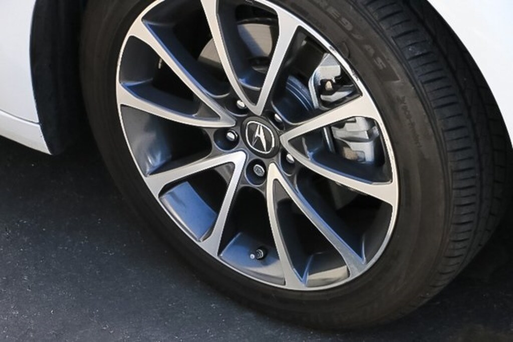 Used 2015 Acura TLX TLX 3.5 V-6 9-AT P-AWS with Advance Package Sedan