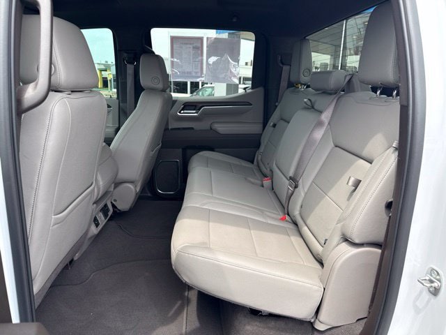 2022 GMC Sierra 1500 SLT - Photo 13