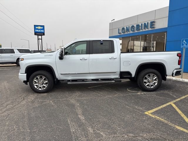 2026 Chevrolet Silverado 2500 HD High Country - Photo 4
