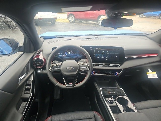 2025 Chevrolet Equinox RS photo 3