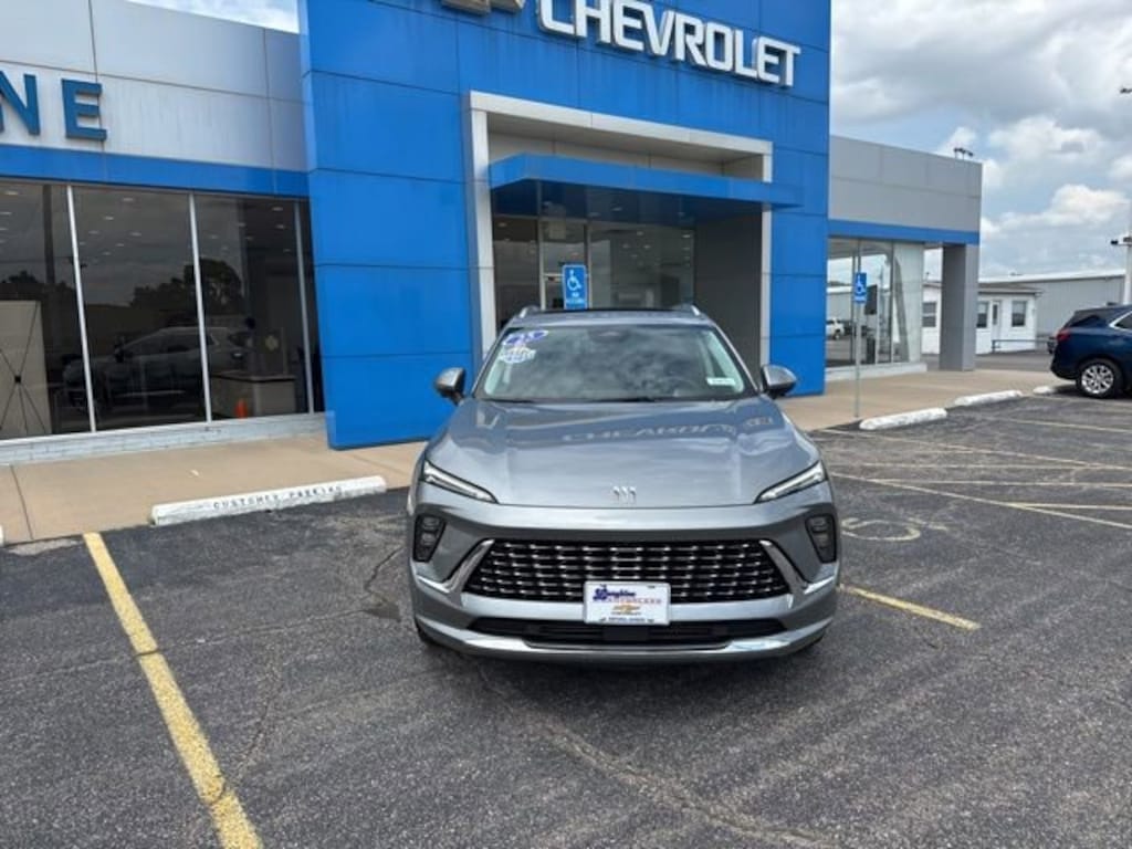 Used 2025 Buick Envision Avenir SUV