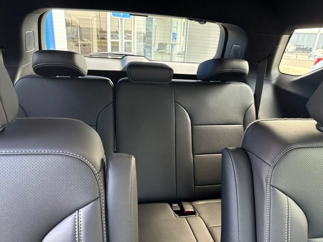 2026 Chevrolet Traverse LT - Photo 16