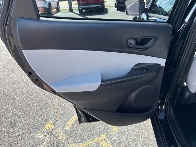 2023 Hyundai Kona SEL - Photo 12