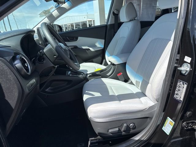 2023 Hyundai Kona SEL - Photo 11