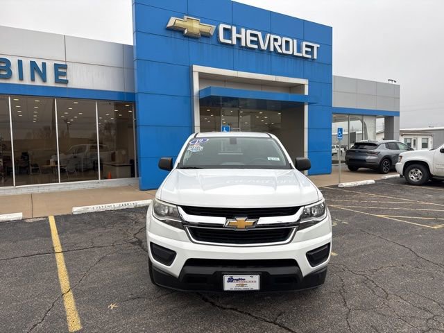 Used 2019 Chevrolet Colorado Work Truck with VIN 1GCHSBEAXK1348735 for sale in Emporia, KS