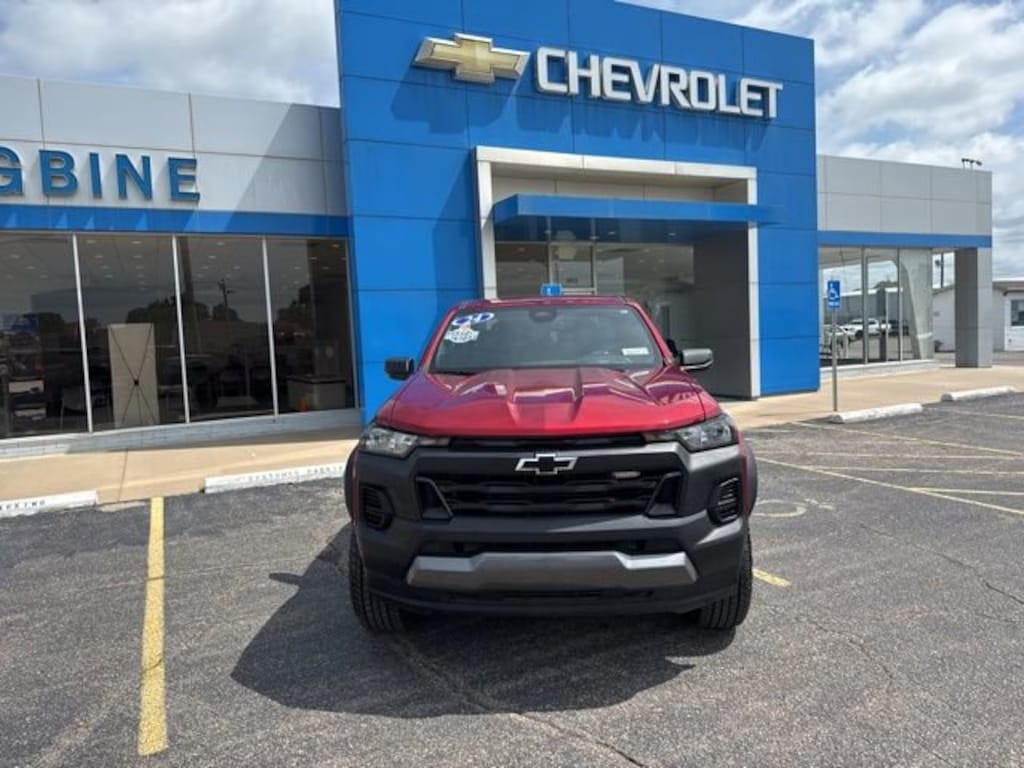 Used 2024 Chevrolet Colorado Trail Boss Truck Crew Cab